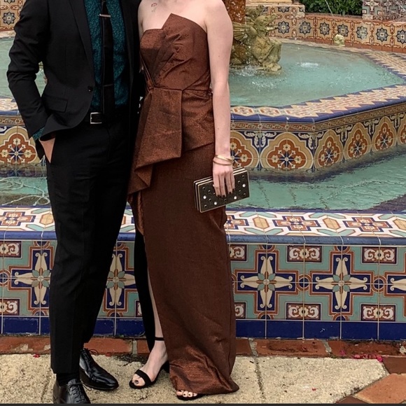 Adrianna Papell gorgeous bronze size 4 dress - Picture 2 of 6